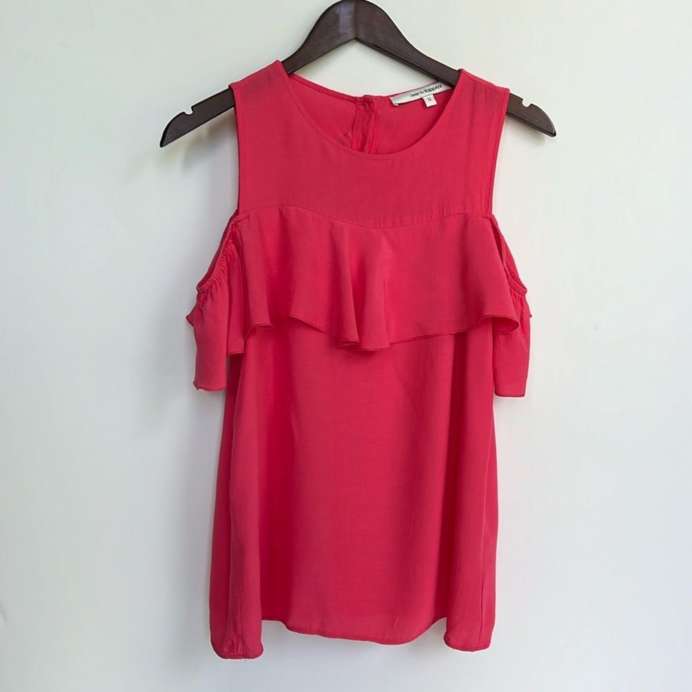 Lightweight Coral Pink Ruffled Top with Bare shoulders Size Small